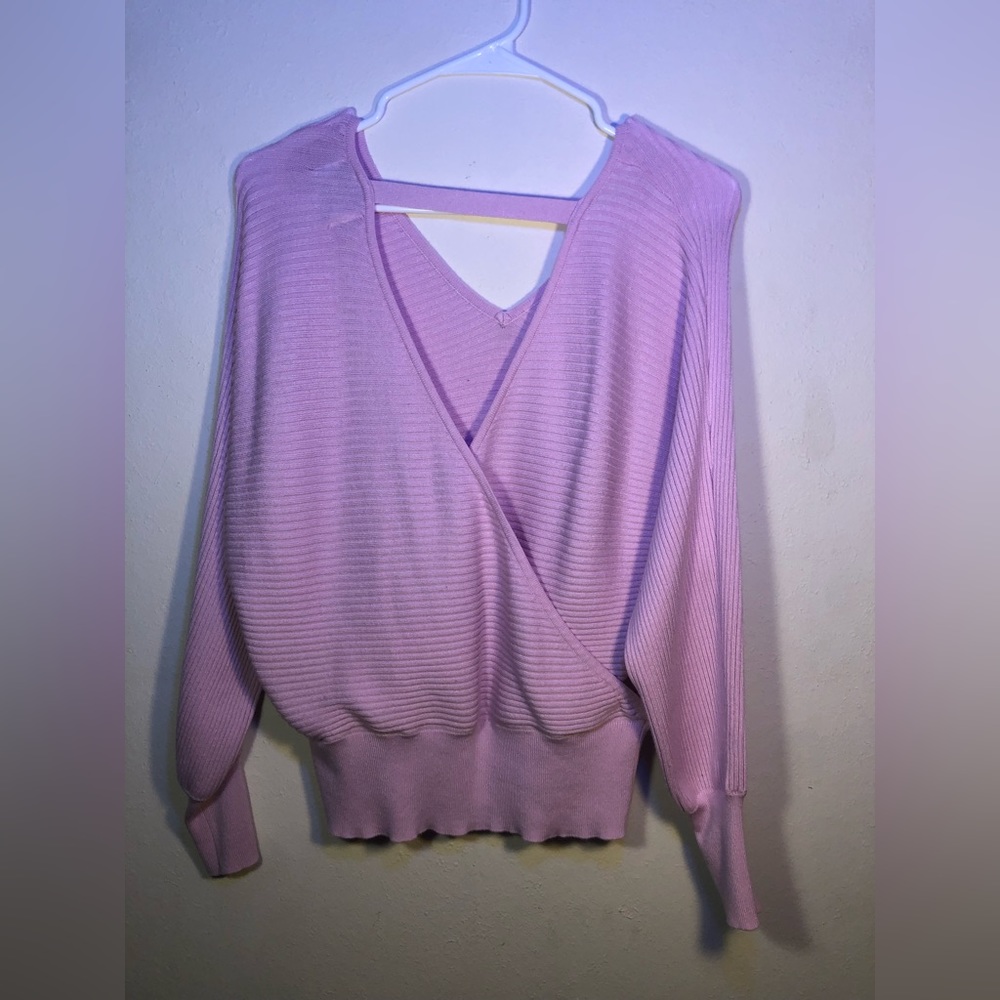 Pink Open back Sweater - Picture 2 of 3